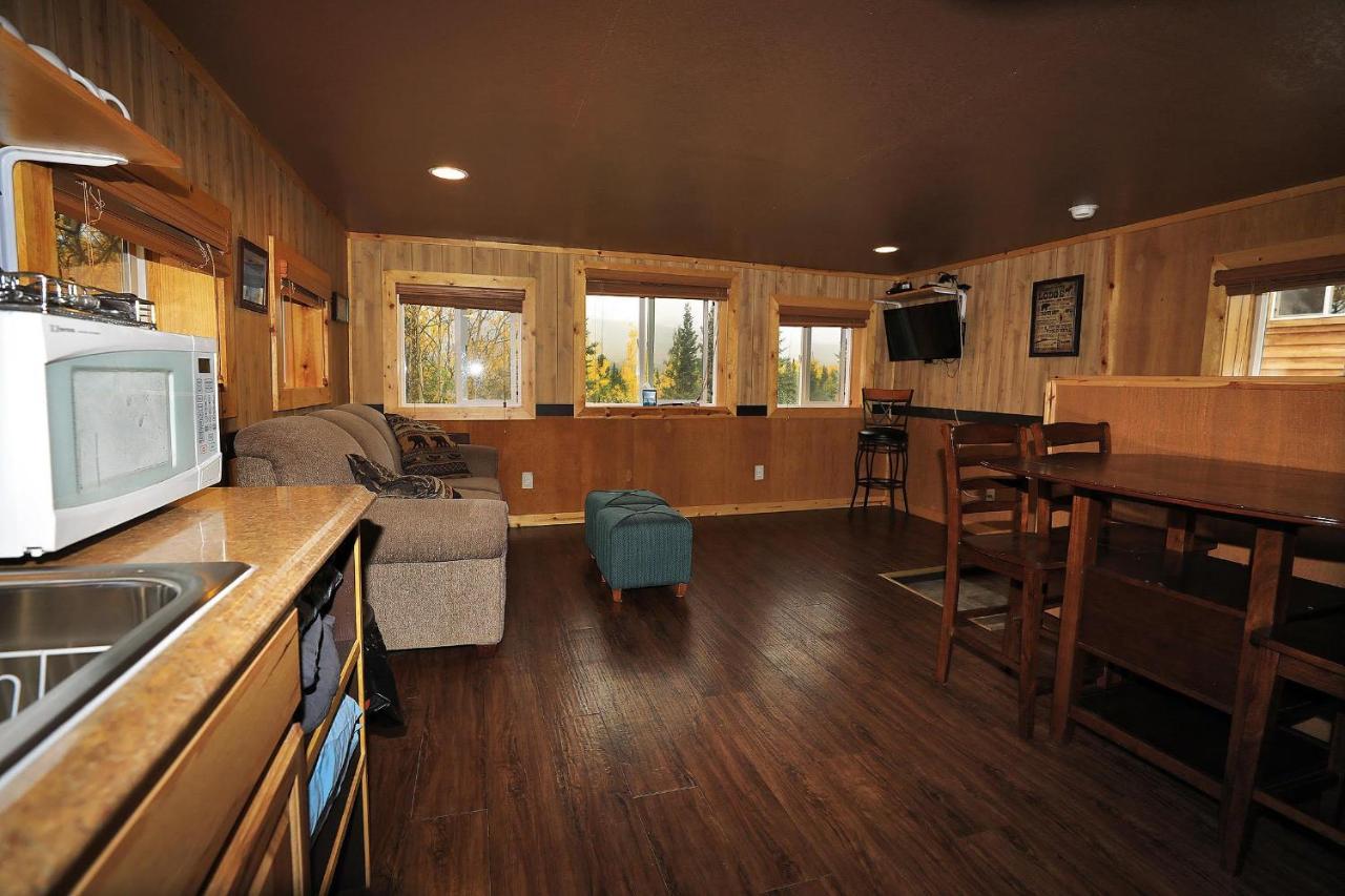 Denali Park View Family Log Cabin Екстер'єр фото